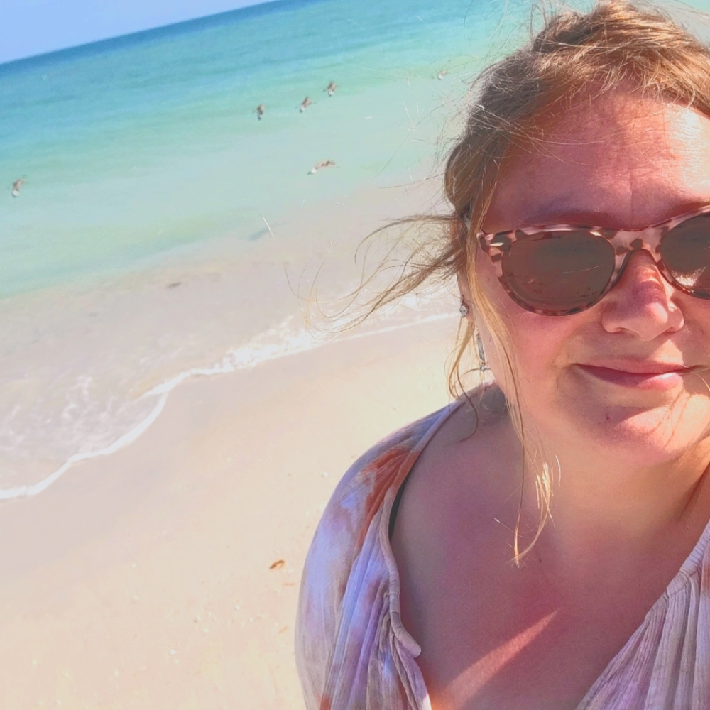 Meet your Posher, Joni - Picture 14 of 16